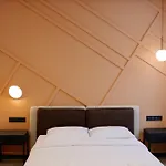 Готель Select 4*