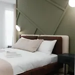 Select Готель Львів