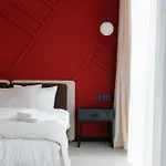 Select Hotel