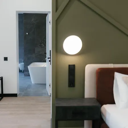 Hotel Select Leópolis