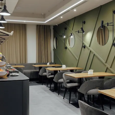 Select Hotel Lviv