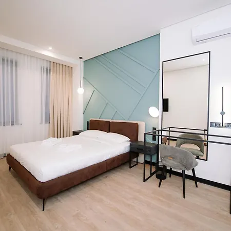 Select Hotel