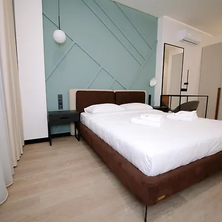 Select 4* Lviv