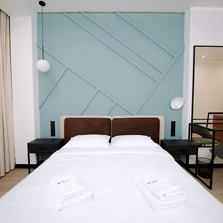 Hotel Select 4*
