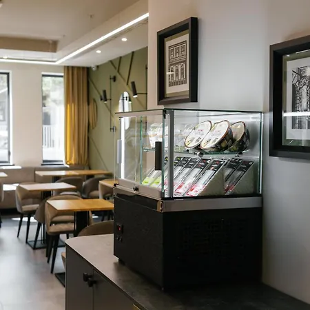 Select Hotel