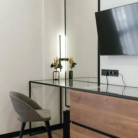 Select 4* Lviv